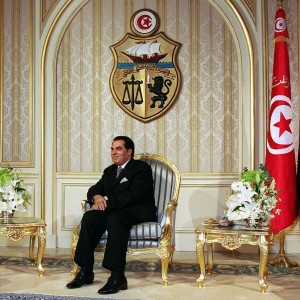 V čele Tuniska stál prezident Ben Ali od roku 1987. 