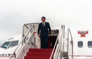 V devadesátých letech se o obnovu země zasloužil Alberto Fujimori.